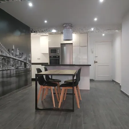 Excellent Location In Centre 2 Bedroom
